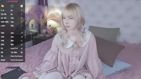 Tomie online show from 11/30/25, 09:52