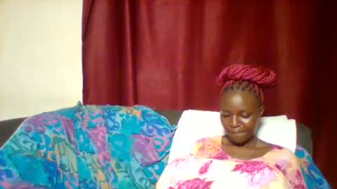 Snapshot of cutey_lunar chatting on 02/01/25, 02:58 cutey_lunar online show from 02/01/25, 02:58