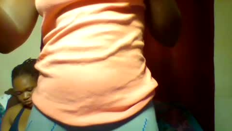 Snapshot of cutey_lunar chatting on 02/01/25, 01:51 cutey_lunar online show from 02/01/25, 01:51