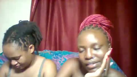 Snapshot of cutey_lunar chatting on 02/02/25, 11:21 cutey_lunar online show from 02/02/25, 11:21