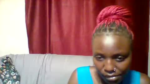 Snapshot of cutey_lunar chatting on 02/12/25, 02:35 cutey_lunar online show from 02/12/25, 02:35