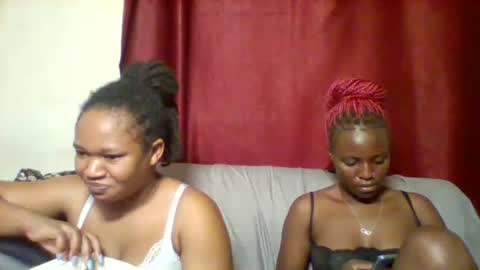 Snapshot of cutey_lunar chatting on 02/12/25, 07:13 cutey_lunar online show from 02/12/25, 07:13