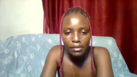 Snapshot of cutey_lunar chatting on 02/17/25, 05:58 cutey_lunar online show from 02/17/25, 05:58