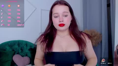 Nika  online show from 09/28/25, 10:04