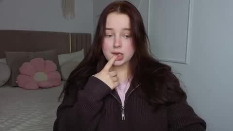 Nika  online show from 02/08/26, 01:58