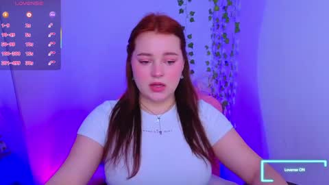 Snapshot of cutie__cutiee_ chatting on 04/14/26, 08:59 Nika online show from 04/14/26, 08:59