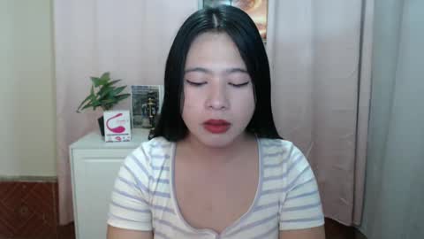 cutie_asianwoman online show from 12/17/24, 08:43