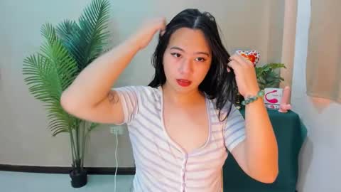 cutie_asianwoman online show from 09/14/25, 07:18