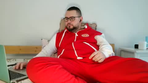 Ben hot video on page  online show from 02/16/25, 11:38