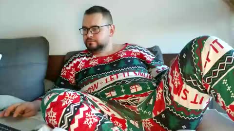 Ben hot video on page  online show from 01/17/26, 11:37