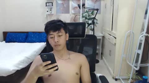 Neil Taylor online show from 12/01/25, 02:16