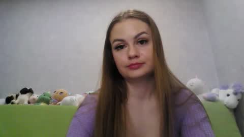Snapshot of cutie_klo_ chatting on 05/07/26, 12:27 Chloe online show from 05/07/26, 12:27