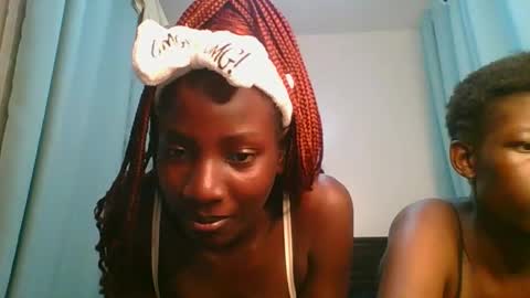 Snapshot of cutie_liqy chatting on 03/25/26, 10:49 Liqy online show from 03/25/26, 10:49