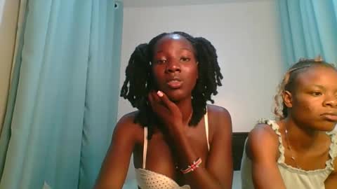 Snapshot of cutie_liqy chatting on 03/28/26, 11:37 Liqy online show from 03/28/26, 11:37