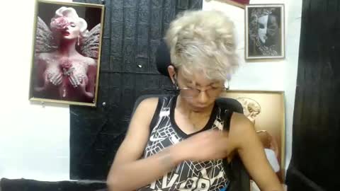 cutie_mico online show from 02/25/25, 06:25