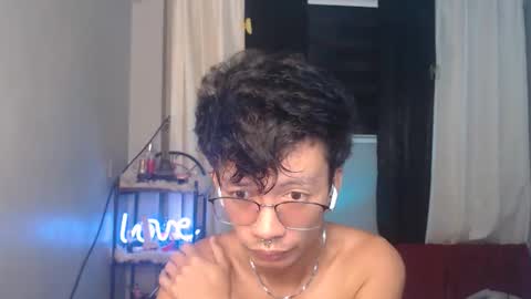 cutie_mico online show from 10/13/25, 07:36