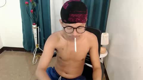 Snapshot of cutie_mico chatting on 04/22/26, 10:39 cutie_mico online show from 04/22/26, 10:39