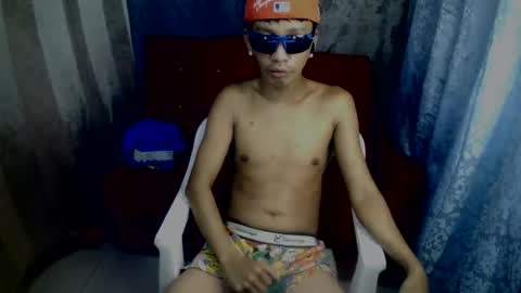 Snapshot of cutie_mico chatting on 08/01/26, 12:26 cutie_mico online show from 08/01/26, 12:26