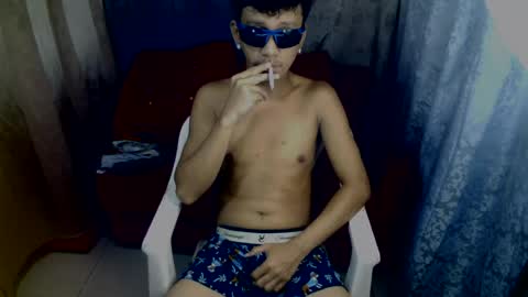 Snapshot of cutie_mico chatting on 08/03/26, 10:43 cutie_mico online show from 08/03/26, 10:43
