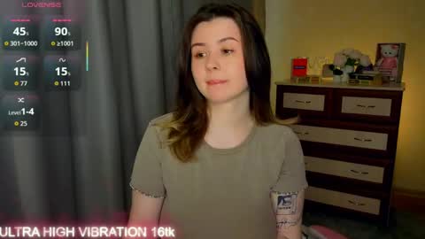 Snapshot of cutie_mili chatting on 05/14/26, 09:16 mili online show from 05/14/26, 09:16