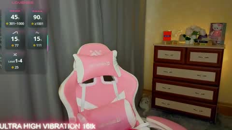 Snapshot of cutie_mili chatting on 05/20/26, 08:53 mili online show from 05/20/26, 08:53