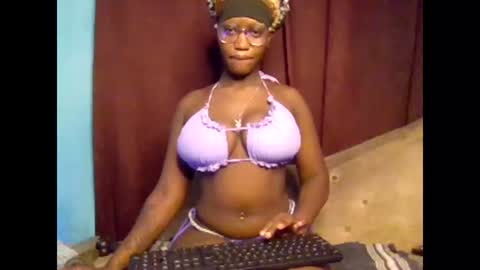 Snapshot of cutie_pumpkin_ chatting on 04/20/26, 08:39 CUTIE online show from 04/20/26, 08:39