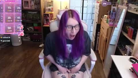 Snapshot of cutie_velvette chatting on 03/10/26, 04:12 Cutie Velvette online show from 03/10/26, 04:12