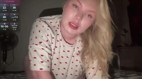 Julie  online show from 05/13/26, 07:33