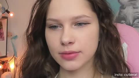 Snapshot of cutierori chatting on 02/28/25, 05:26 Rori  Instagram cutierori  online show from 02/28/25, 05:26