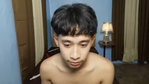 Snapshot of cutiestasiantwink chatting on 05/08/26, 11:59 cutiestasiantwink online show from 05/08/26, 11:59