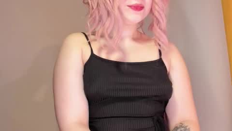 CutieSue online show from 11/06/25, 10:21