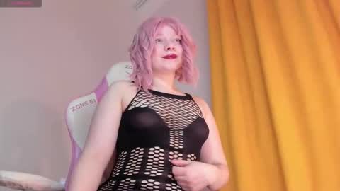 CutieSue online show from 11/22/25, 02:10