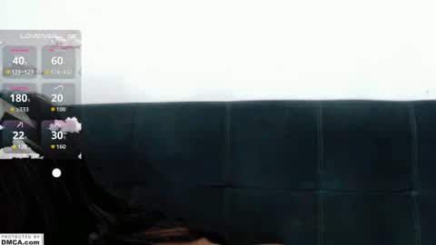 Snapshot of cutte_kitty_ chatting on 11/22/25, 03:55 miss ari online show from 11/22/25, 03:55