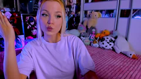 Nora online show from 12/10/24, 09:33