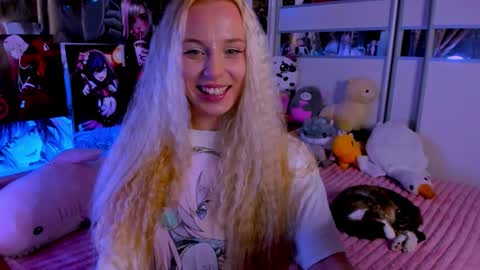 Snapshot of cuttie_ponyy chatting on 01/09/26, 09:27 Nora online show from 01/09/26, 09:27