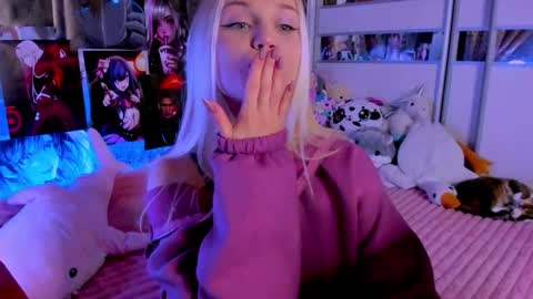 Snapshot of cuttie_ponyy chatting on 02/22/26, 09:24 Nora online show from 02/22/26, 09:24