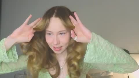 Snapshot of cuute_angell chatting on 04/23/26, 05:15 Virginia See you on Sunday online show from 04/23/26, 05:15