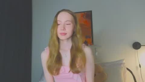 Snapshot of cuute_angell chatting on 06/25/26, 05:06 Virginia See you on Sunday online show from 06/25/26, 05:06