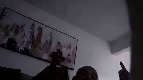 Snapshot of cvic2313 chatting on 09/16/25, 01:23 cvic2313 online show from 09/16/25, 01:23