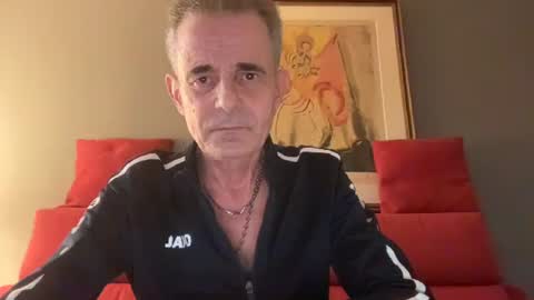 Snapshot of cwaddle chatting on 04/21/26, 11:38 cwaddle online show from 04/21/26, 11:38