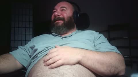 Snapshot of cwbyga chatting on 05/15/26, 07:26 Bubba Bull online show from 05/15/26, 07:26