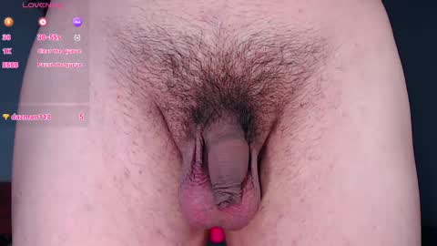 Snapshot of cyber_adan1 chatting on 03/05/25, 10:32 cyber online show from 03/05/25, 10:32