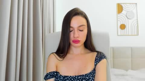 Eva online show from 10/10/25, 06:29