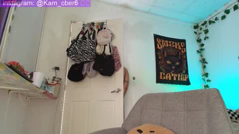 Camila online show from 09/12/25, 05:24