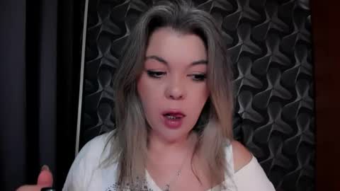 Snapshot of cyberdomme chatting on 06/21/26, 12:24 Full time mean bitch. online show from 06/21/26, 12:24