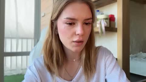 Im Emi streaming with my friend Reyna today online show from 04/25/26, 02:14