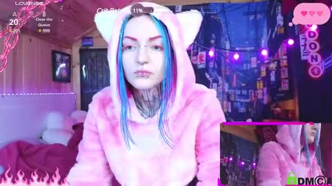 Snapshot of cybernekko chatting on 12/28/24, 04:19 Neko online show from 12/28/24, 04:19