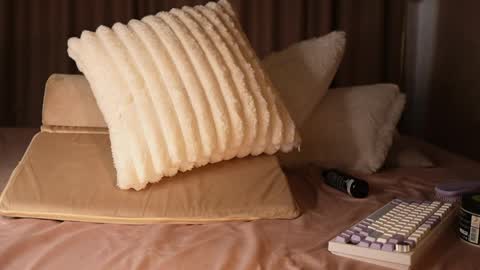 cyber online show from 04/11/26, 10:52