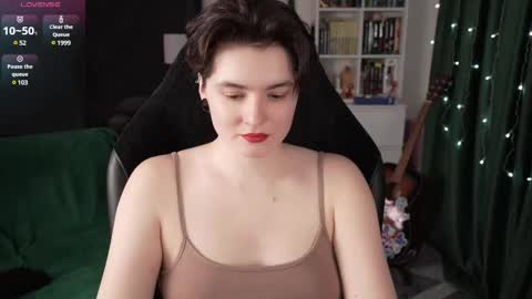 Helen Blossom online show from 02/23/25, 08:11