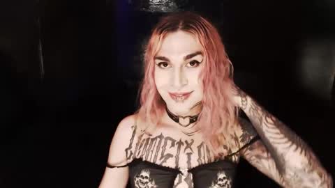 Nikki online show from 12/20/25, 08:49